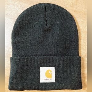 Women's Carhartt new without tags black knit knitted winter hat beanie
